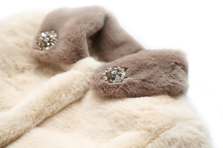 Cappotto in pelliccia sintetica crema marrone Nicole Collection